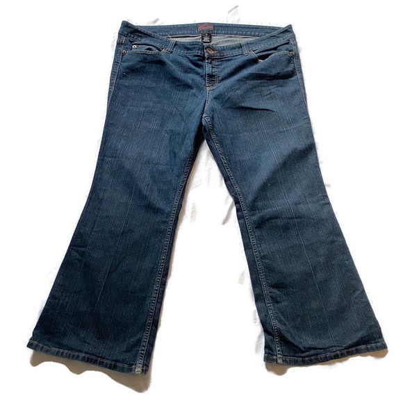 Torrid Bootcut Jeans Sz 24